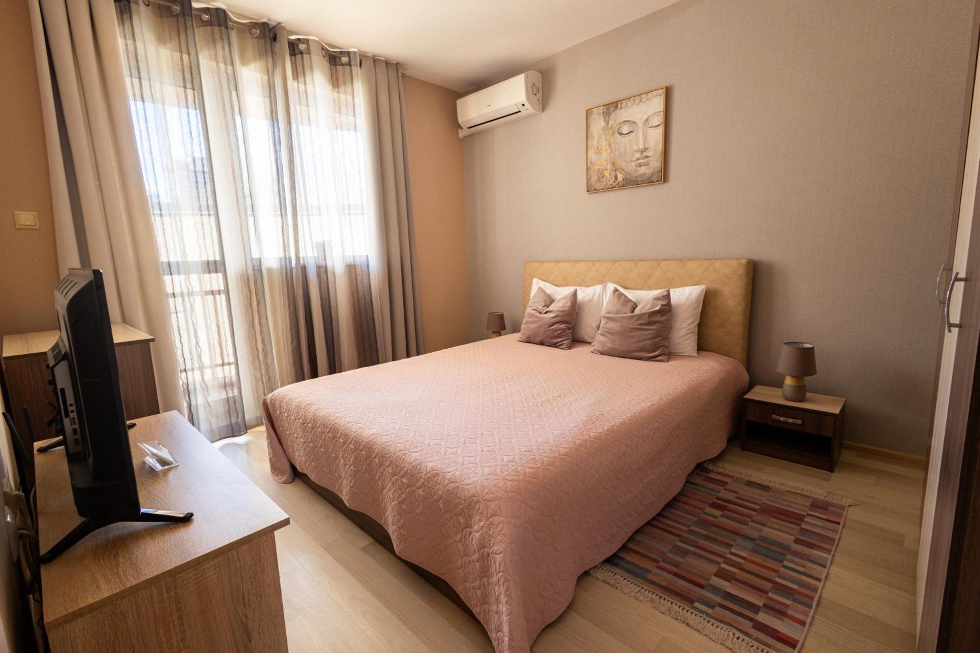 Central Point Apartments Ruse Extérieur photo