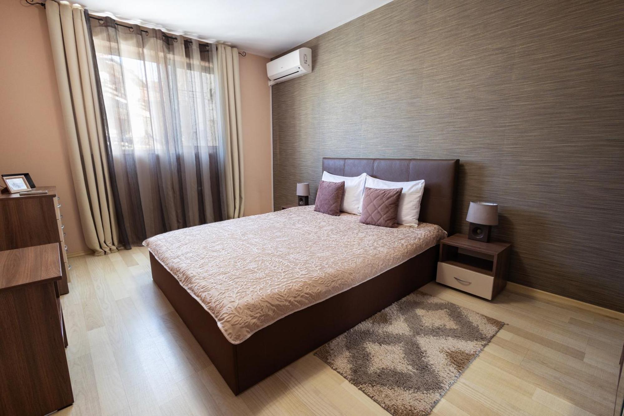 Central Point Apartments Ruse Extérieur photo