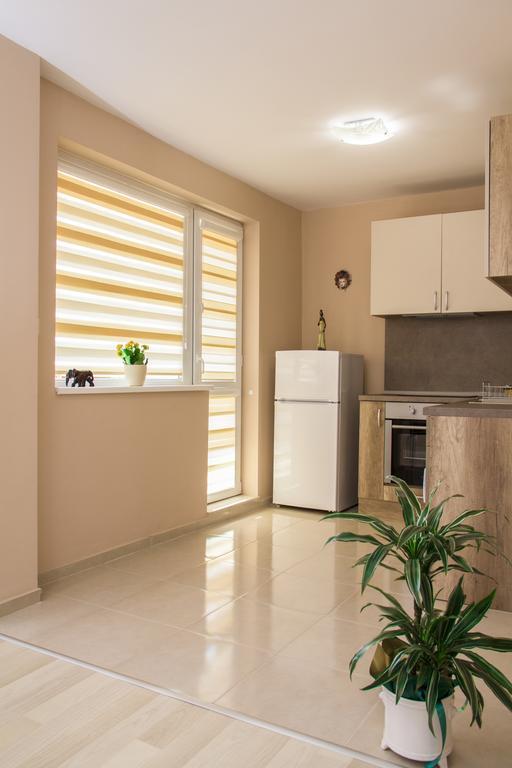 Central Point Apartments Ruse Extérieur photo